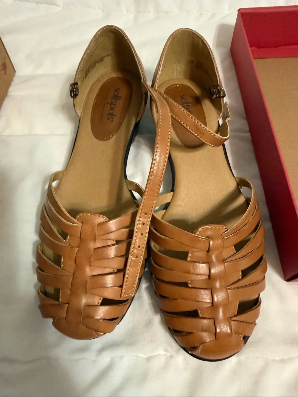 Softspots Tan Leather Ankle-Strap Sandals- NEW size 8 Wide .